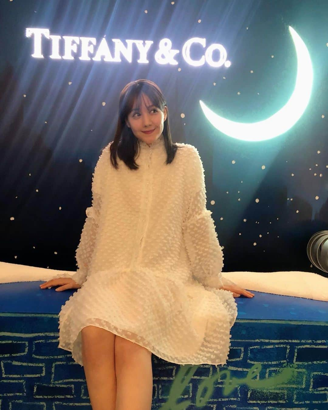 トリンドル玲奈さんのインスタグラム写真 - (トリンドル玲奈Instagram)「永遠の憧れ…  ティファニー♡  #TiffanyxCatstreet #VeryVeryTiffany  @tiffanyandco」11月28日 21時54分 - toritori0123