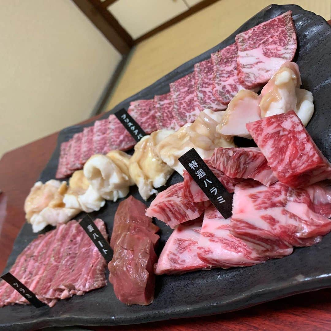 細野かおりのインスタグラム：「うんまあああああああ  #くるま焼肉店」