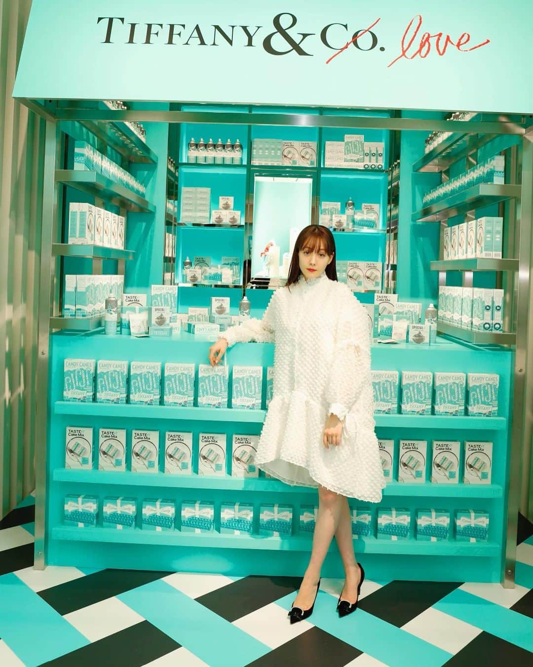 トリンドル玲奈さんのインスタグラム写真 - (トリンドル玲奈Instagram)「かわいすぎる🧡🤦‍♀️ ユキちゃんに買ってあげたい！」11月28日 22時06分 - toritori0123