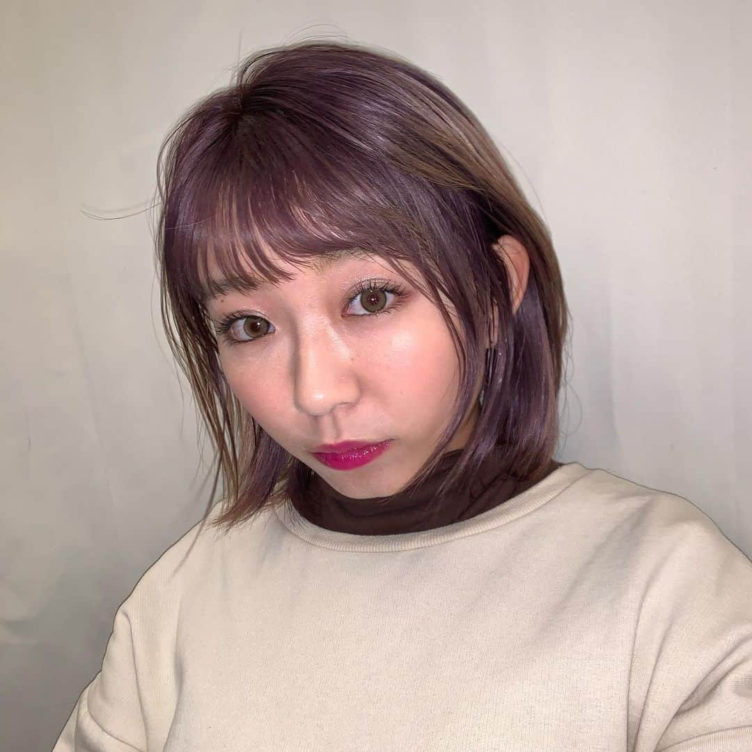 大矢梨華子のインスタグラム：「💜紫紫紫💜 ( @liko_by_maris )ありがとうございます！」