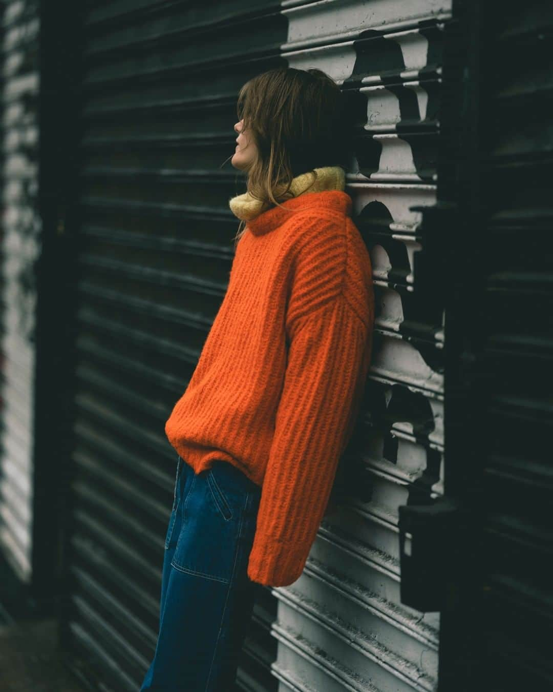 シー ニューヨークさんのインスタグラム写真 - (シー ニューヨークInstagram)「Pop of Color 🧡⠀⠀⠀⠀⠀⠀⠀⠀⠀ #seanewyork #sweaterweather」11月28日 23時00分 - seanewyork