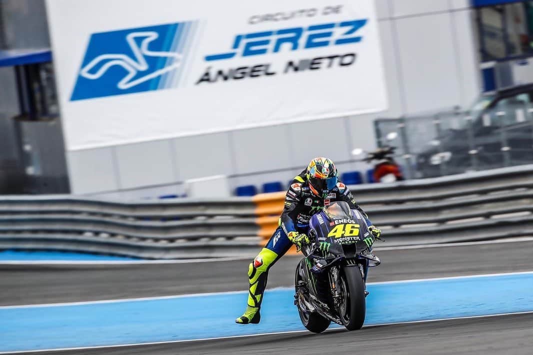 バレンティーノ・ロッシさんのインスタグラム写真 - (バレンティーノ・ロッシInstagram)「Circuito de Jerez,Spain  MotoGp test 📸 @falex79 @gigisoldano @jesusrobledo」11月29日 5時01分 - valeyellow46