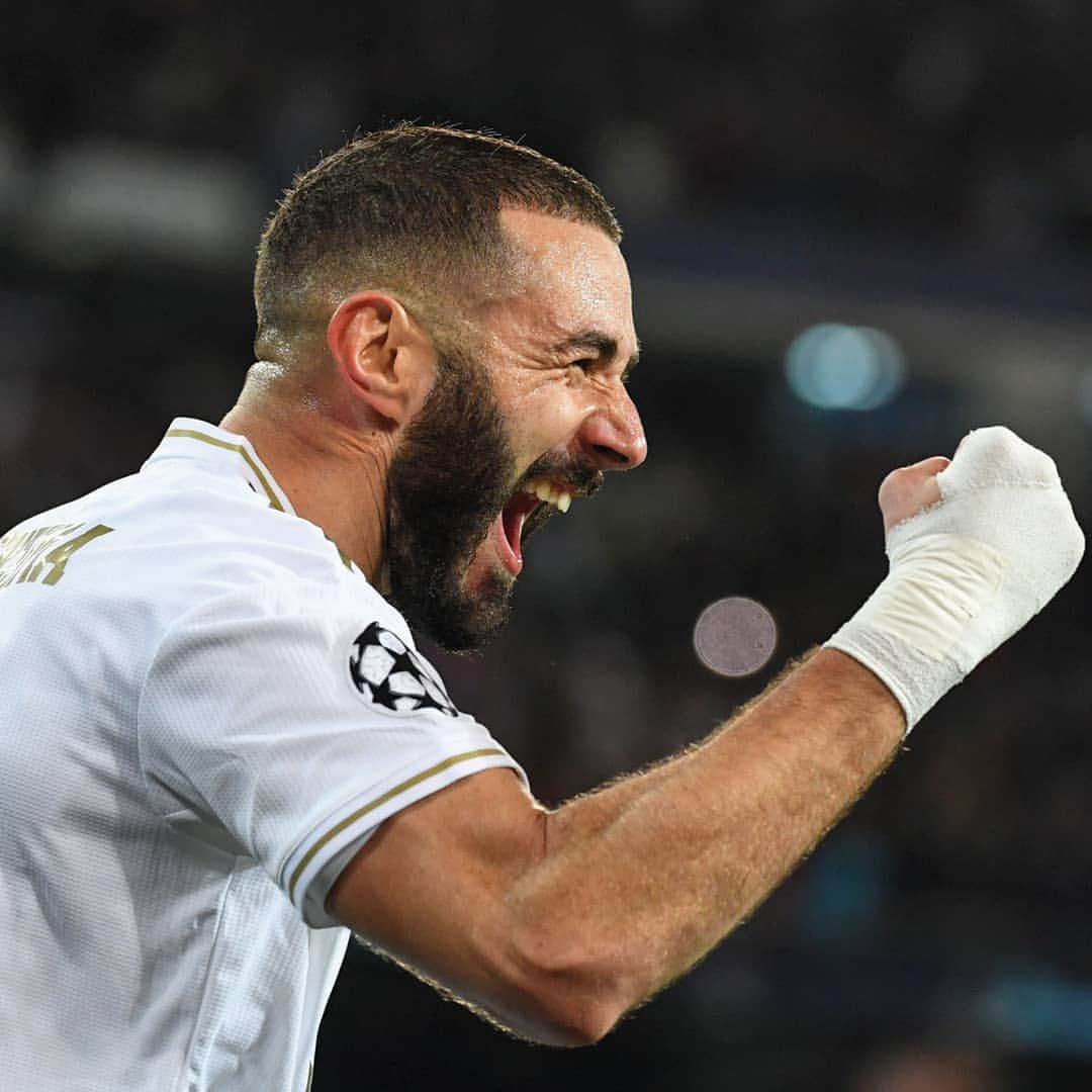 UEFAチャンピオンズリーグさんのインスタグラム写真 - (UEFAチャンピオンズリーグInstagram)「🔥 Describe @karimbenzema this season in one word! ⁣ ⁣ #UCL #RealMadrid」11月29日 0時40分 - championsleague