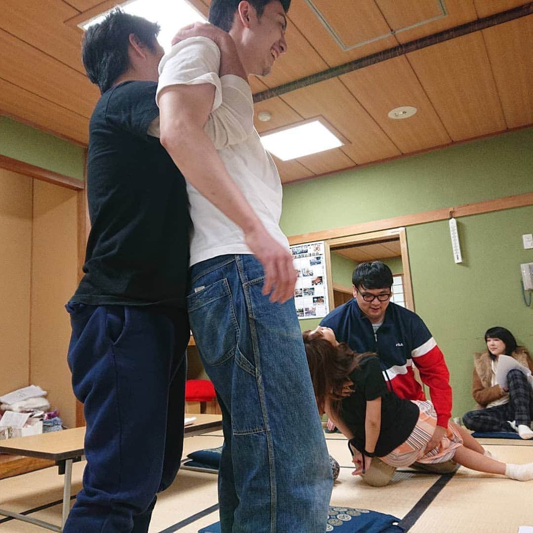 松坂南さんのインスタグラム写真 - (松坂南Instagram)「こちらは、稽古中。  なかなかの躍動感✨  #舞台 #シアワセ #ありがとうございました🙏」11月29日 0時46分 - minami_matsuzaka