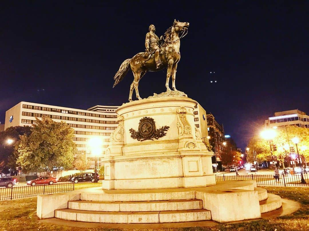 RyosukeTakenakaさんのインスタグラム写真 - (RyosukeTakenakaInstagram)「Washington 🇺🇸 . #dc #usa#building #monument」11月29日 1時16分 - tori.usa8