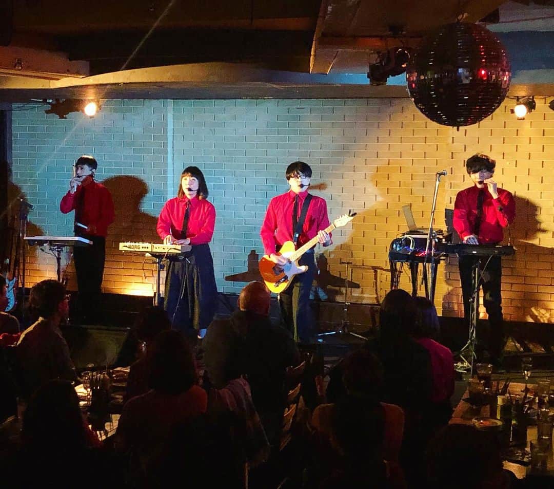 POLYSICSのグルメインスタ