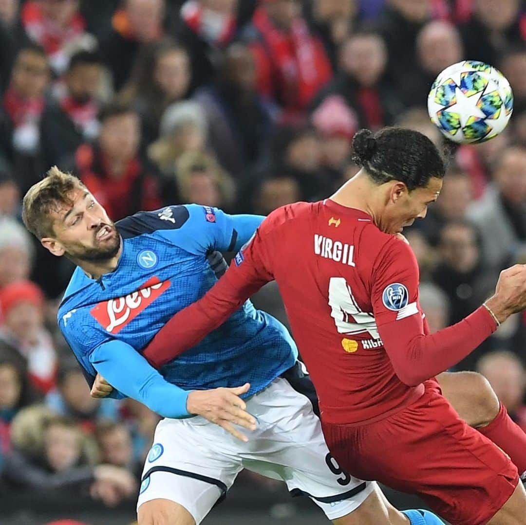 フェルナンド・ジョレンテさんのインスタグラム写真 - (フェルナンド・ジョレンテInstagram)「Punto e pareggio importante in Anfield! Continueremo a lavorare duro 💪🏻#ForzaNapoliSempre #LIVNAP 1-1 #UCL」11月29日 1時51分 - llorente_fer