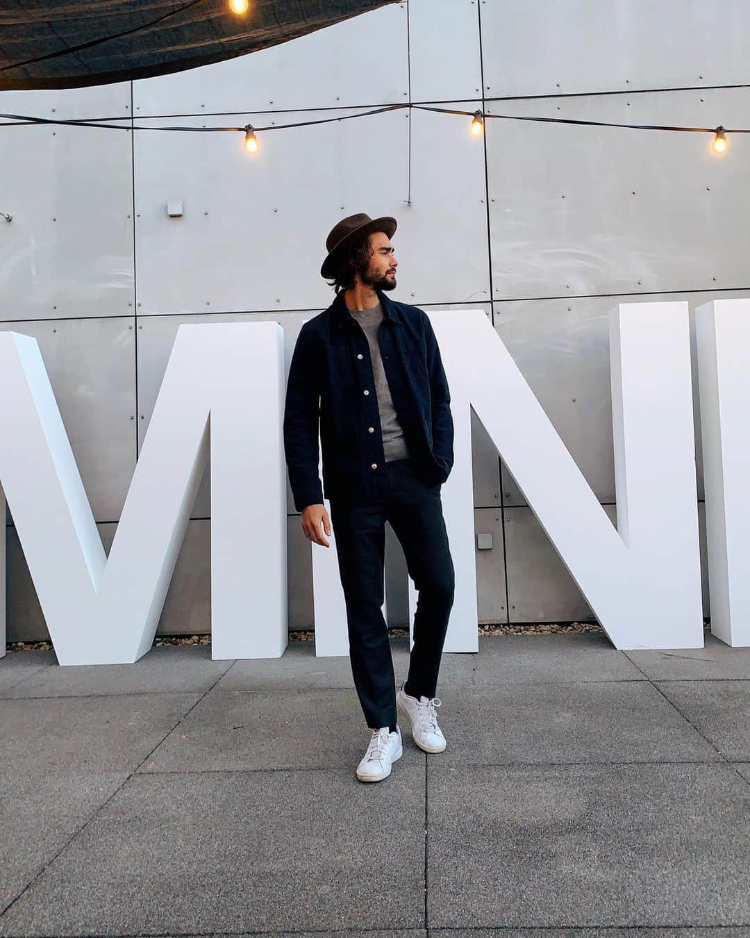 NICOLAS SIMOESのインスタグラム：「Stepped into this innovating co-living concept, where the #MINILiving Shanghai project transforms unused industrial building into a new sustainable urban life. Stay tuned to see the next stop with the @mini team ✨ #ChargedWithPassion #MINI #adv」