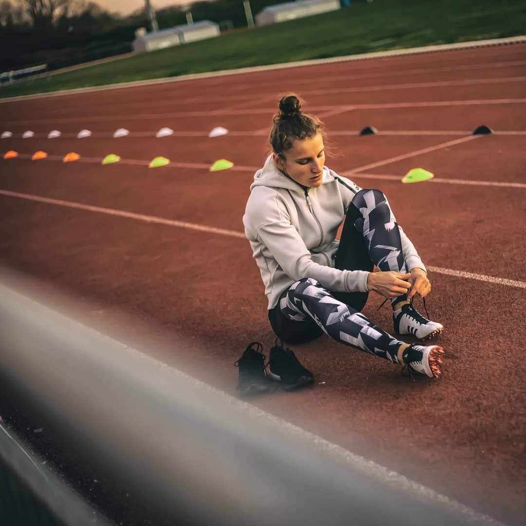 Amandine BROSSIERさんのインスタグラム写真 - (Amandine BROSSIERInstagram)「18h: heure de l'entraînement. 📷@franckpotvin @ladalleangevine」11月29日 2時05分 - amandine.brossier