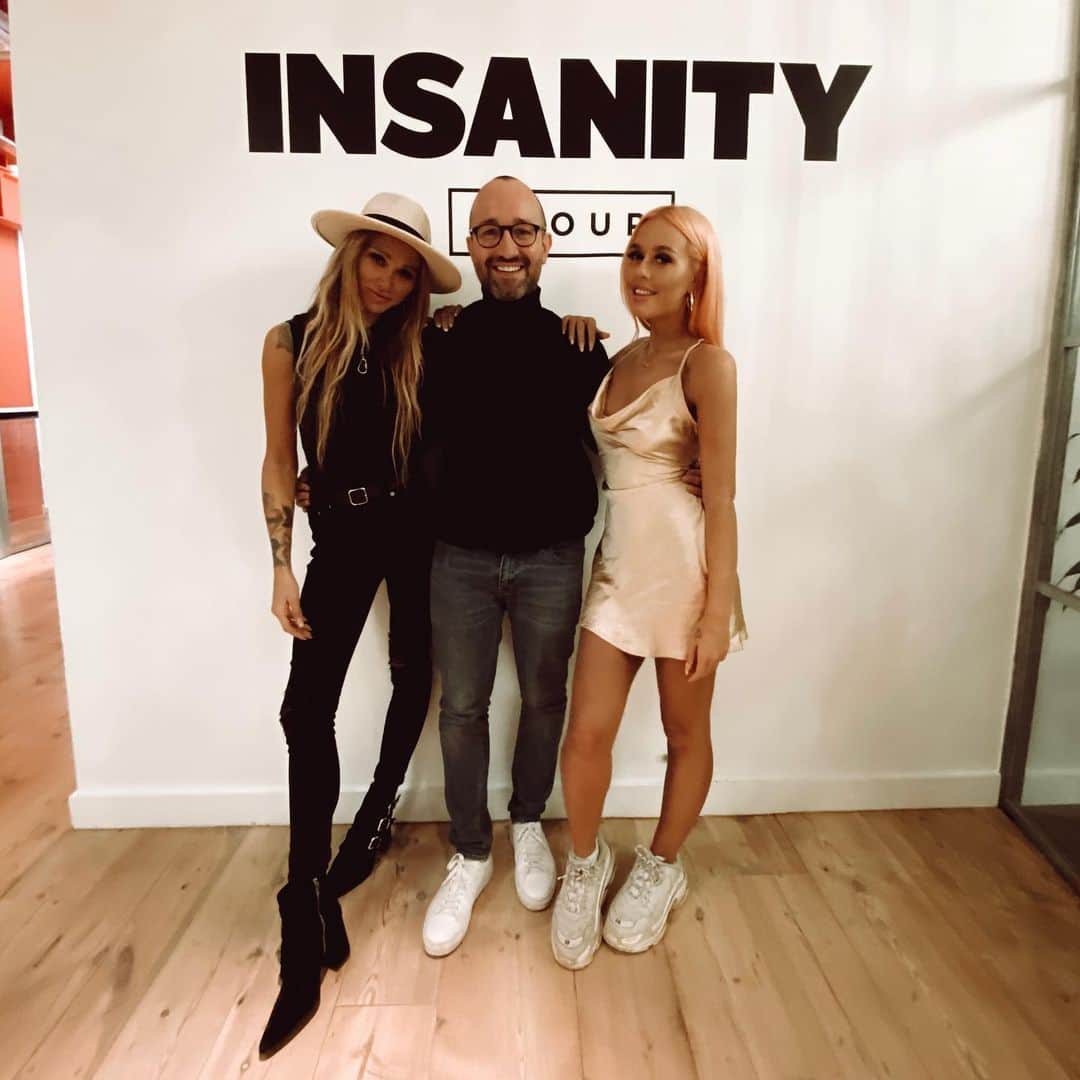 ルー・ティーズデールのインスタグラム：「New boss man @insanityhq 🍾」