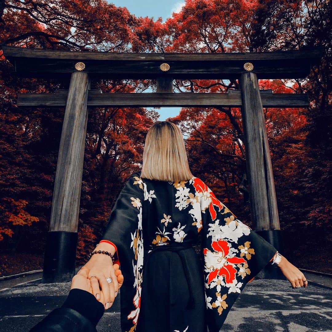 Murad Osmannのインスタグラム：「#followmeto Meiji Jingu Shrine in Tokyo with @natalyosmann」