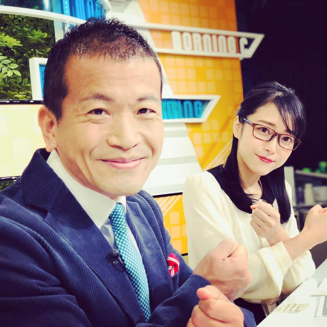 北条かやさんのインスタグラム写真 - (北条かやInstagram)「ここ2回分のモーニングCROSSです。4枚目は格之進の千葉社長と。ちょっと前ですがインタビューさせて頂きました。  先日は名古屋での講演も無事に終わり、ホッとしています。  引き続き精進して参りますのでよろしくお願いいたします🥺」11月29日 2時26分 - n_a_y_a_n_m_i_m_u