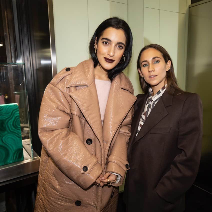 のインスタグラム：「Thank you ALL for coming to celebrate the opening of my new Roman boutique last night 💓  #delfinadelettrez  #delfinadelettrezcelebrities  #ddromeboutique」