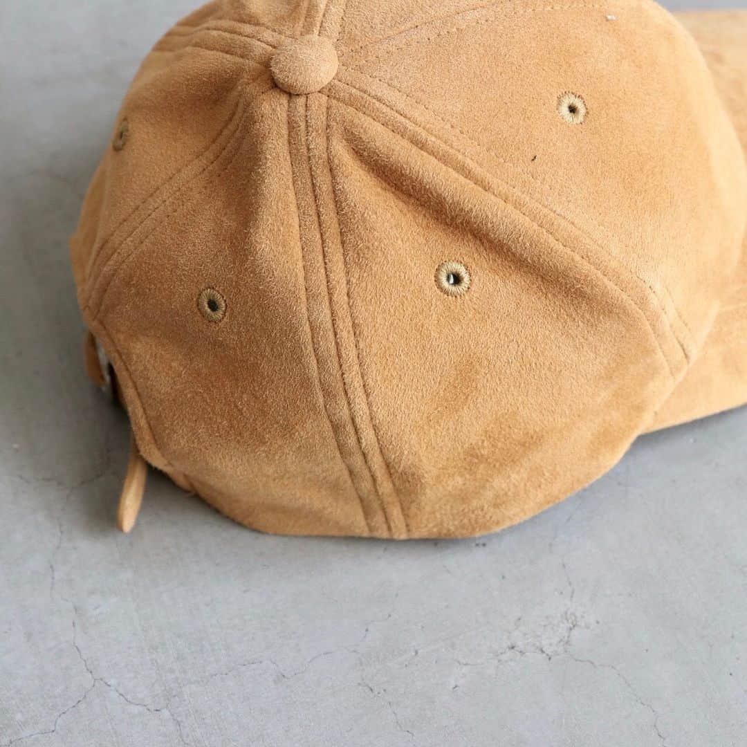 wonder_mountain_irieさんのインスタグラム写真 - (wonder_mountain_irieInstagram)「_ KIJIMA TAKAYUKI / キジマ タカユキ “LEATHER CAP -192715-” ￥24,200- _ 〈online store / @digital_mountain〉 http://www.digital-mountain.net/shopdetail/000000009910/ _ 【オンラインストア#DigitalMountain へのご注文】 *24時間受付 *15時までのご注文で即日発送 *1万円以上ご購入で送料無料 tel：084-973-8204 _ We can send your order overseas. Accepted payment method is by PayPal or credit card only. (AMEX is not accepted)  Ordering procedure details can be found here. >>http://www.digital-mountain.net/html/page56.html _ #KIJIMATAKAYUKI #キジマ タカユキ _ 本店：#WonderMountain  blog>> http://wm.digital-mountain.info/blog/20191128/ _ 〒720-0044  広島県福山市笠岡町4-18  JR 「#福山駅」より徒歩10分 (12:00 - 19:00 水曜、木曜定休) #ワンダーマウンテン #japan #hiroshima #福山 #福山市 #尾道 #倉敷 #鞆の浦 近く _ 系列店：@hacbywondermountain _」11月29日 13時55分 - wonder_mountain_