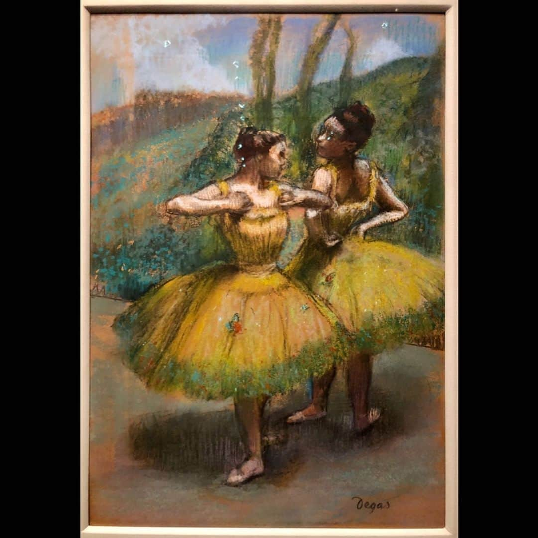 ナタリー・ペシャラさんのインスタグラム写真 - (ナタリー・ペシャラInstagram)「Nocturne au Musée d’Orsay ✨ Exposition « Degas à l’Opéra » -  Je vous ai sélectionné mes 4 tableaux préférés ⭐️ #edgardegas #opera」11月29日 5時21分 - nathaliepechalat