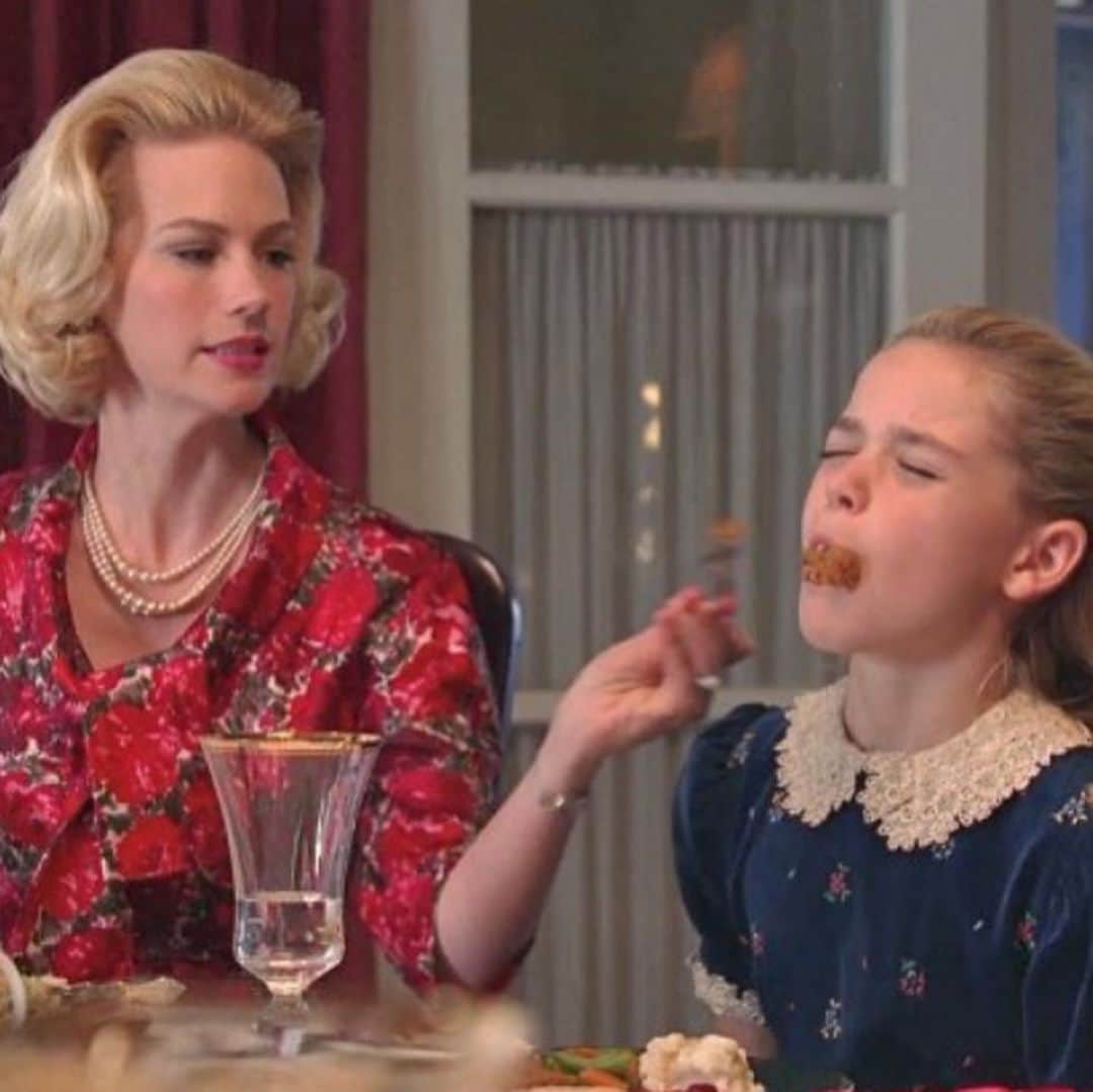 キーナン・シプカのインスタグラム：「Happy Thanksgiving!」