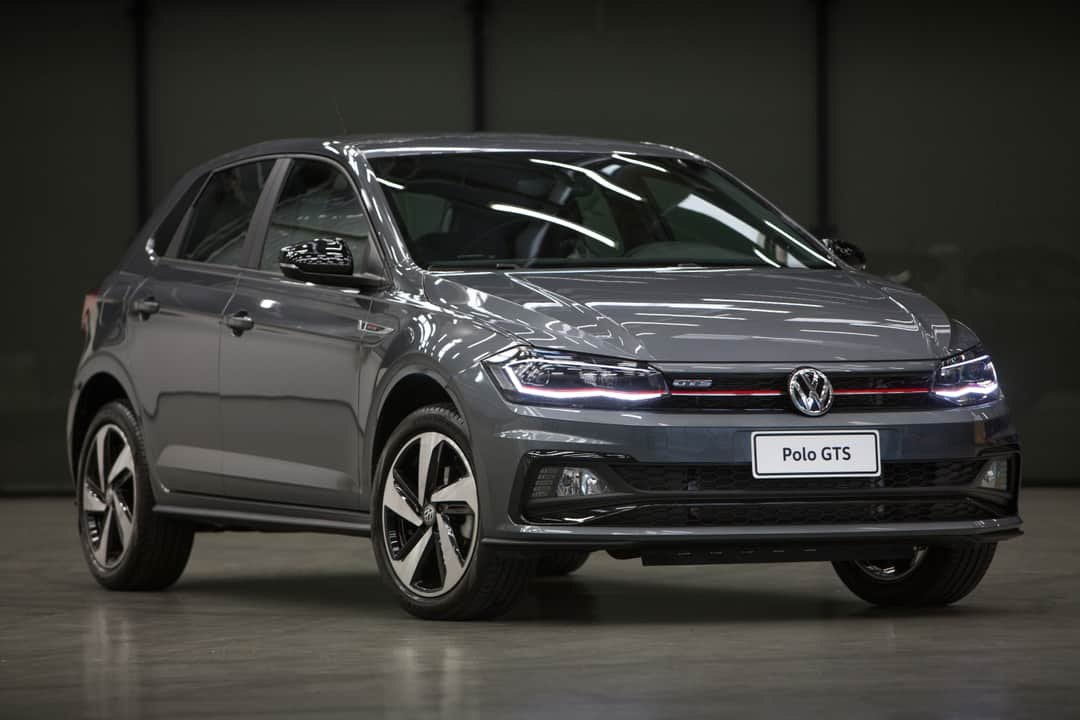 Volkswagen do Brasilさんのインスタグラム写真 - (Volkswagen do BrasilInstagram)「Ouvimos vocês, nossos consumidores, e a lenda está voltando. Polo e Virtus GTS equipados com motor de 150 cv chegarão ao mercado no início de 2020. Estamos ansiosos e vocês?! #gts #vwbrasil」11月29日 7時01分 - vwbrasil