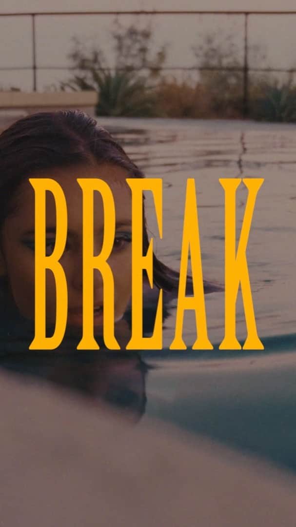 のインスタグラム：「Official break short video」