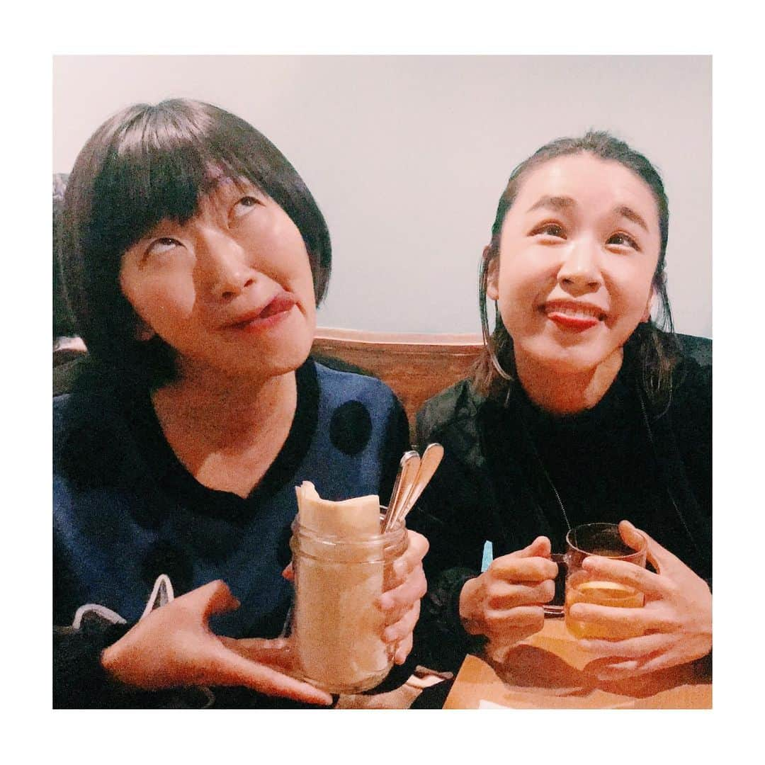 鈴木紗理奈さんのインスタグラム写真 - (鈴木紗理奈Instagram)「えみこと女子会 こけしフェイスと酒焼けボイスで 全力キメ顔してみたよ。  可愛いーーー❤️❤️❤️」11月29日 10時24分 - munehirovoice