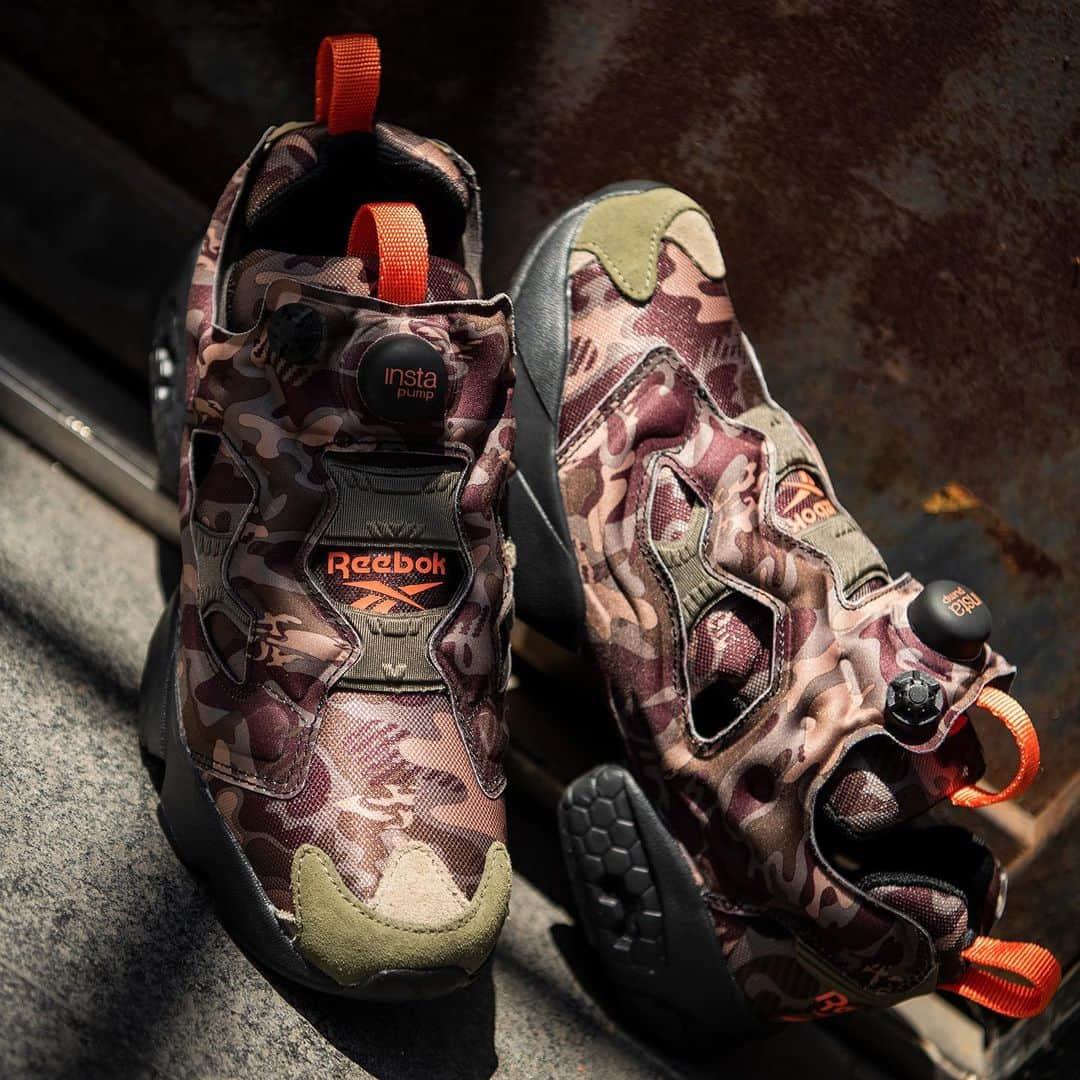 Reebok classic JPさんのインスタグラム写真 - (Reebok classic JPInstagram)「発売25周年を迎えた「INSTAPUMP FURY」よりミリタリーテイストを醸したカモフラージュ柄の新色が登場！今作はオリーブグリーンとブラウンを基調としたオリジナルの迷彩柄を採用。更に、ソールのカラーをブラックに統一することで重厚感を生み出し、冬のスタイリングを引き締める一足。 「INSTAPUMP FURY OG CAMO」 2019年11月29日（金）発売。 #リーボッククラシック #インスタポンプフューリー #InstapumpFury #ポンプラブ」11月29日 11時04分 - reebokclassicjp