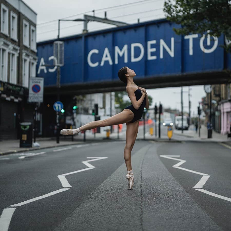 ballerina projectさんのインスタグラム写真 - (ballerina projectInstagram)「Yasmine Naghdi in London. #ballerina - @yasmine_naghdi #coventgarden #royaloperahouse #themall #buckinghampalace #camdentown #regentscanal #london #ballerinaproject #ballerinaproject_ #ballet #dance #pointe #yasminenaghdi  Purchase one of the last remaining Ballerina Project limited edition prints. Link is located in our profile.  The Ballerina Project book is now in stock. Go to @ballerinaprojectbook for link. #ballerinaprojectbook」11月29日 11時25分 - ballerinaproject_