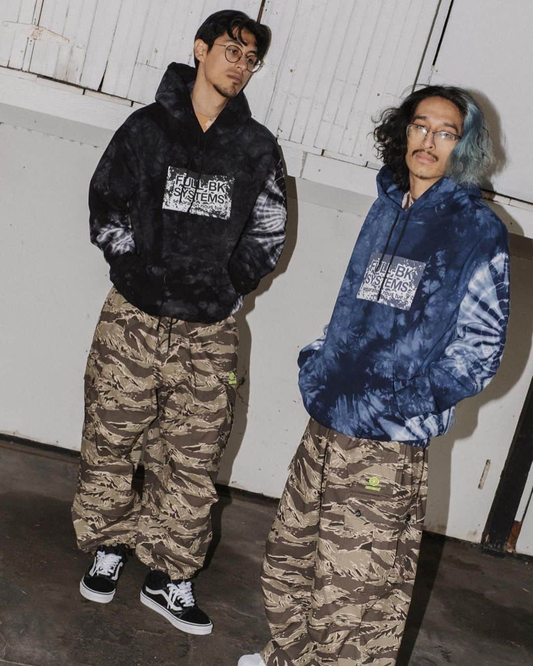 のインスタグラム：「FULL-BK×Insomniac LTD 明日発売🔥  @insomniacltd @fullbk at @nubian_tokyo」