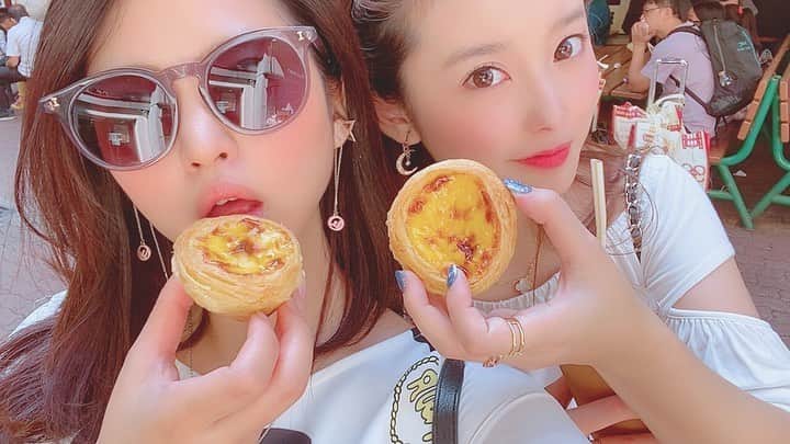 のインスタグラム：「egg tart💕 #famous #eggtart #macaufood #delicious_food  #margaretcafe  #cafe #エッグタルト #おいしい  #久々に食べた #サクサク #エッグタルト有名店 #マーガレットカフェエナタのエッグタルト」