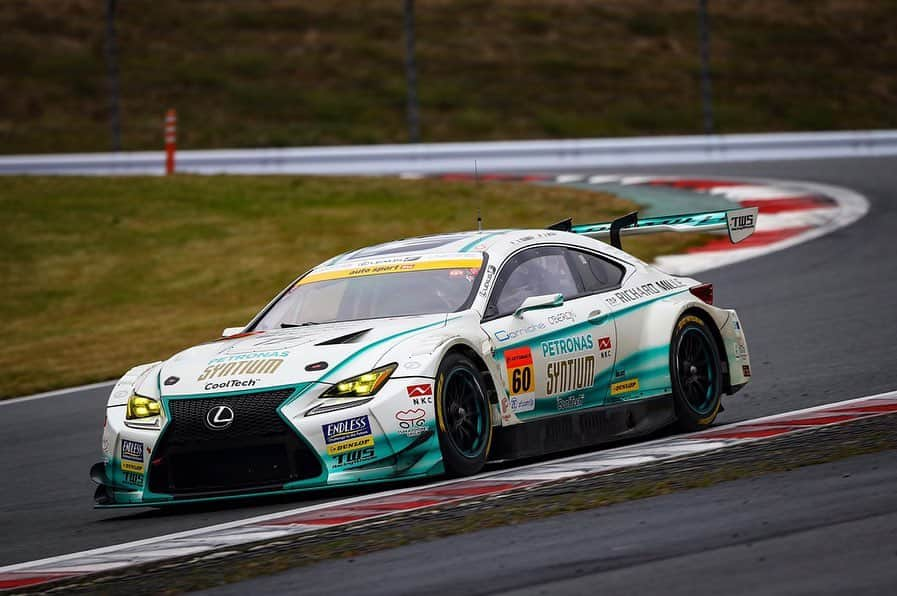 綾野ゆりかさんのインスタグラム写真 - (綾野ゆりかInstagram)「今回のsuper GT×DTM交流戦ではLMcorsaから 60号車 SYNTIUM LMcorsa RCF GT3 70号車 LM corsa Ferrari 488 GT3 と2台体制でとても豪華でした🥺👏✨ そしてBH AUCTIONから出場する、 Corvette GT3も応援させていただきました✨ * TWS princess4人で今回は別々の車を 担当させていただき、ボード担当の時は なんだか特に新鮮でした🥳❤️ * * #レースクイーン #twsプリンセス #大阪トヨペット #60号車 #lmcorsa #supergt #rq #sgt #dtm  #モデル #撮影 #撮影依頼 #ポートレート #ポートレートモデル #インフルエンサー #model #racequeen  #綾野ゆりか #japanesegirl #japanesemodel #japanesegirls #selfie #셀피 #데일리룩 #팔로우 #팔로우 #맞팔 #셀카 #셀스타그램 #메이크업」11月29日 12時12分 - yrk__a