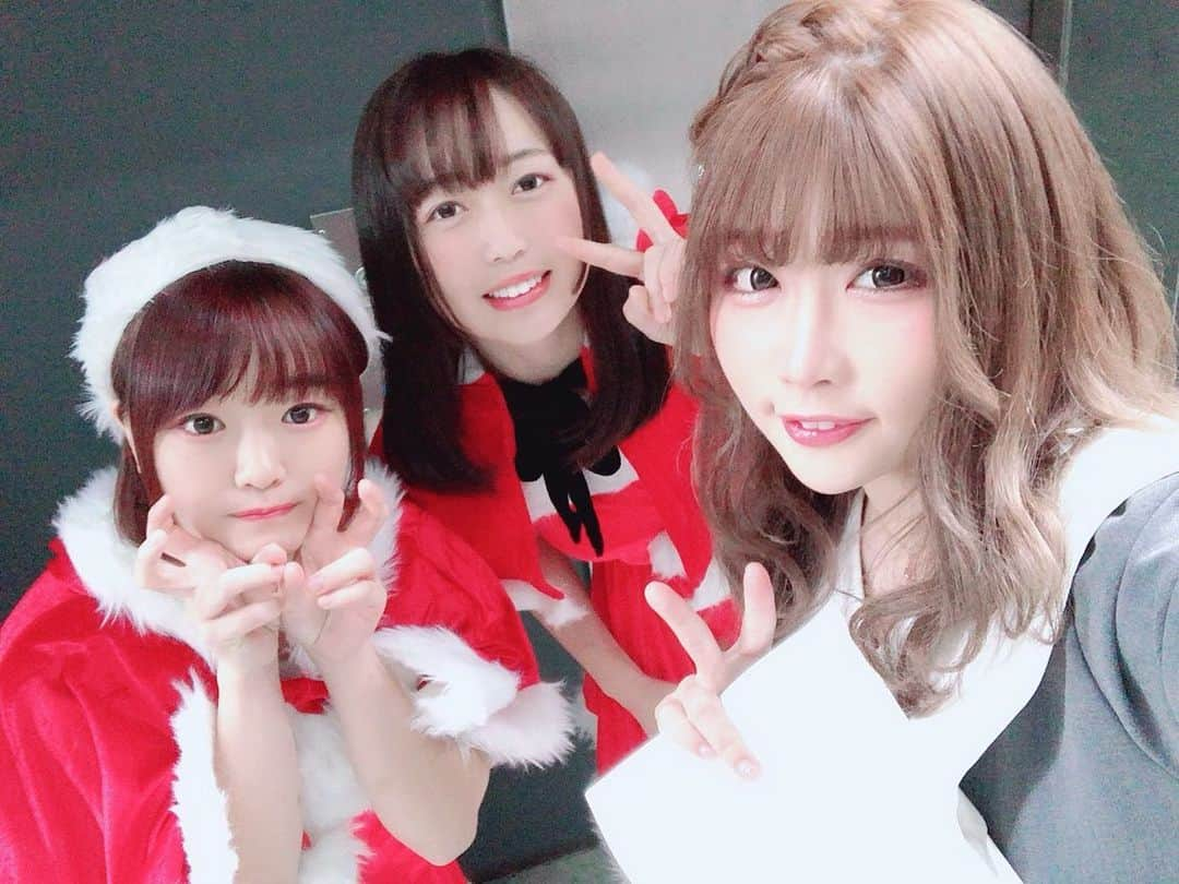 中野たむさんのインスタグラム写真 - (中野たむInstagram)「三ツ星ミシュラン #sayakamitani #itsukihoshino #tamnakano #christmas #Xmas #Santa #stardom #prowrestler #prowrestling」11月29日 12時28分 - tam_nakano