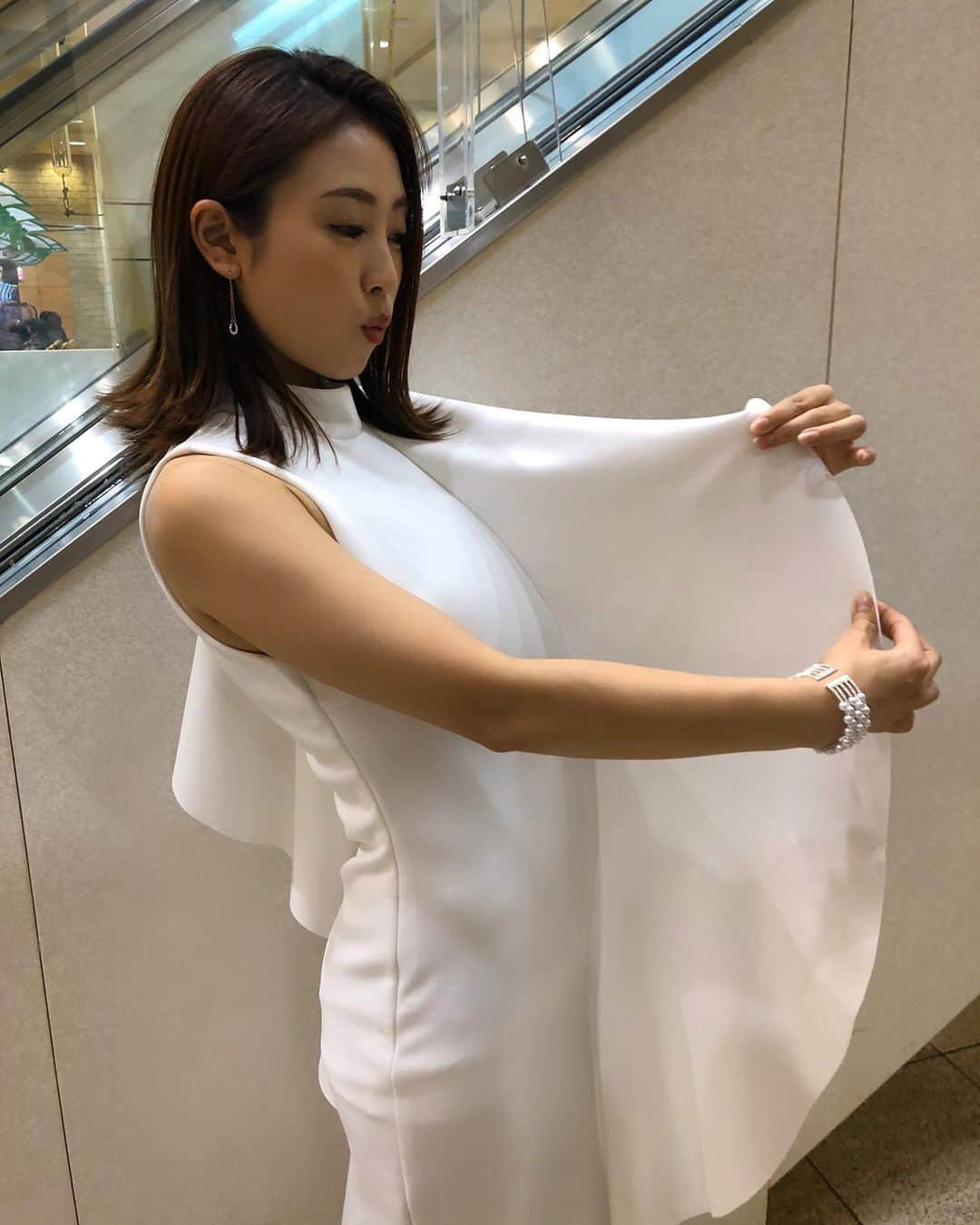 柚月めいさんのインスタグラム写真 - (柚月めいInstagram)「. みぽりんとたまたま色違いの服持ってたん😽♡ . . . . #おそろコーデ#色違い#ドレス #ワンピース#dress#onepiece#dressy#white#black#ootd#fashion#event#follw#portrait#instagood #柚月めい」11月29日 22時50分 - meimei.yuzu