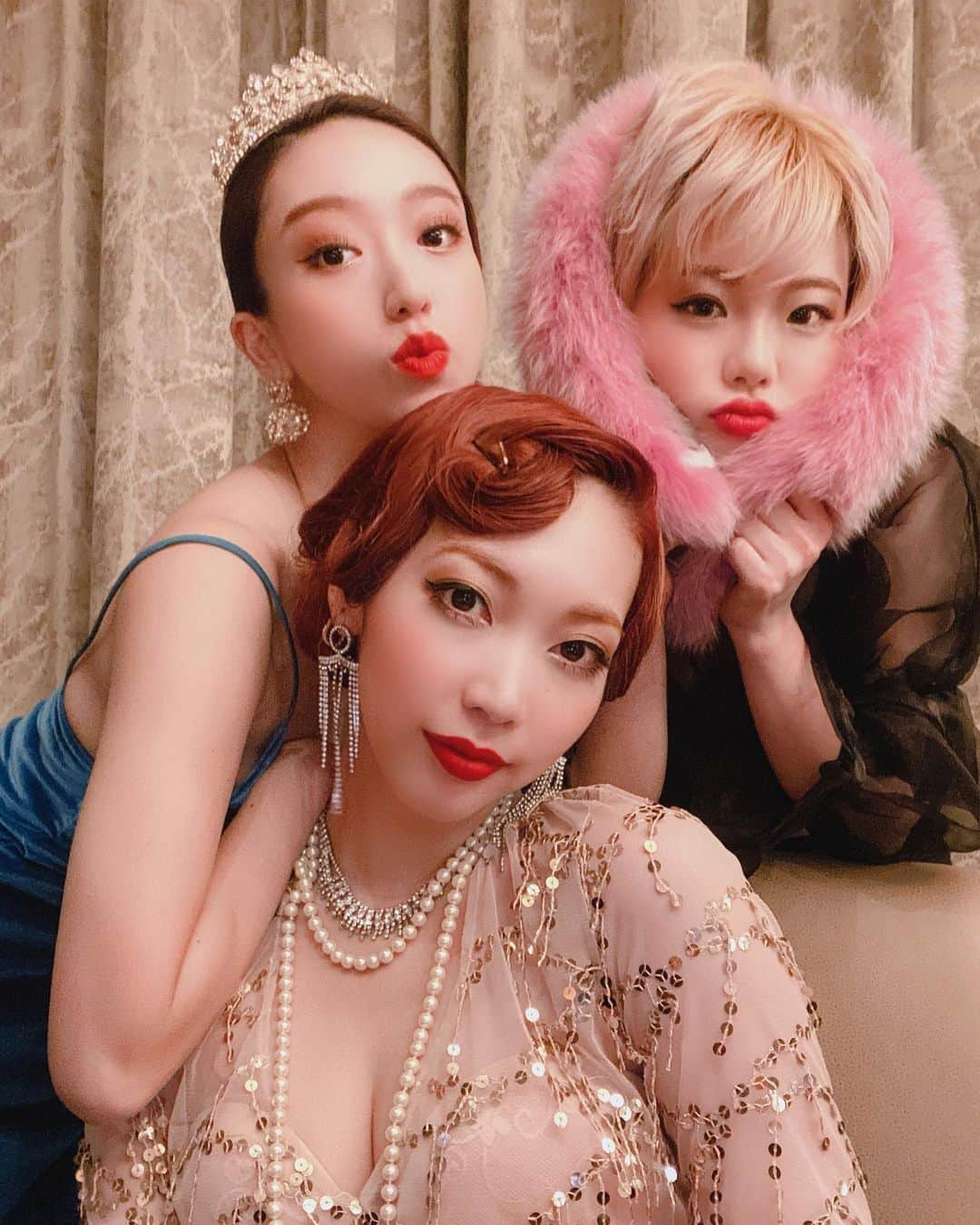 Ruuさんのインスタグラム写真 - (RuuInstagram)「Tiffany Lovers💎 It was a fabulous night🌙✨ Thank you sooo much!💋 #tiffanyandco #fabuloussisters #ruu #namimonroe #mitsuki #Xmas #danceshow」11月29日 22時53分 - ruufabulous