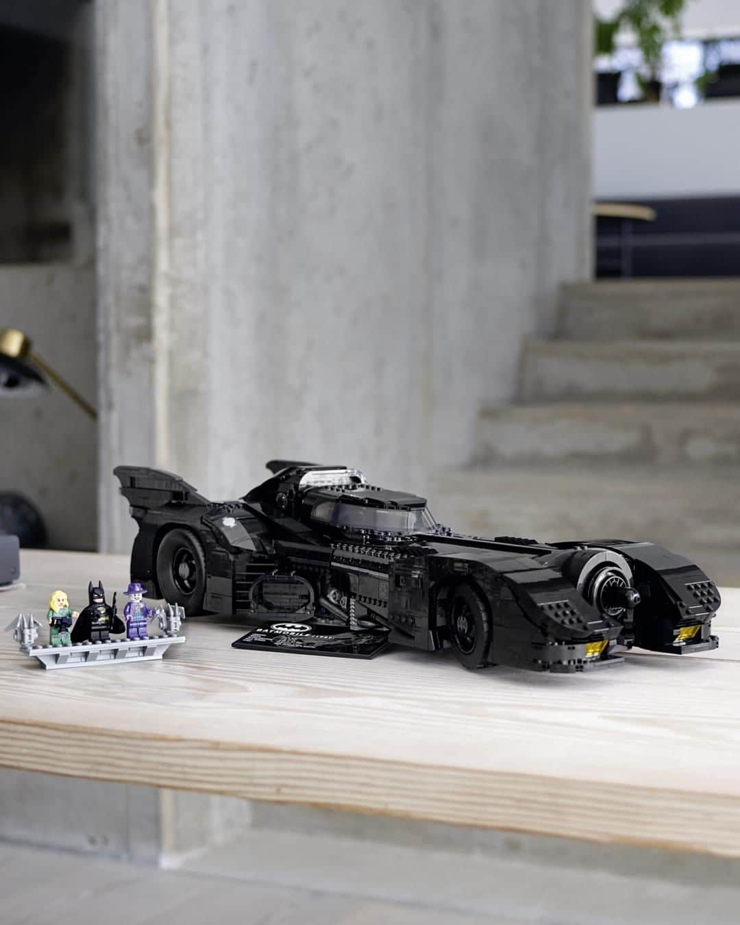 LEGOさんのインスタグラム写真 - (LEGOInstagram)「"Where does he get these wonderful toys?” The 1989 Batmobile is available now! #LEGO #LEGOBatmobile」11月29日 23時00分 - lego