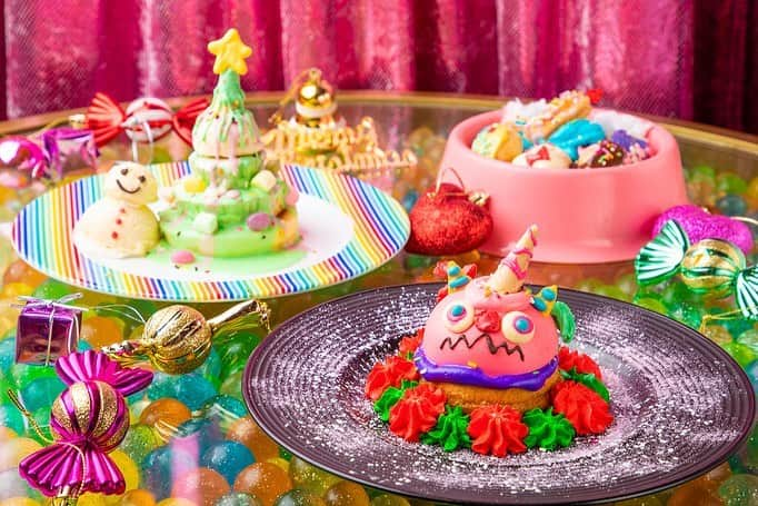 KAWAII MONSTER CAFEさんのインスタグラム写真 - (KAWAII MONSTER CAFEInstagram)「❄️🎄information🎄❄️ . . We are starting【KAWAII HARAJUKU Christmas PARTY2019🎅🎁】until Dec 2 to Dec. 25❄️❄️❄️ Our new KAWAII menus have Christmas motif meals🍗,sweets🍰 and drinks🍾 🎅🎄🏠⛄️ Don’t miss it❣️💙💚💛🧡❤️💜💗 . #kawaiimonstercafe #monstercafe #カワイイモンスターカフェ  #destination #tokyo #harajuku #shinuya #art #artrestaurant #colorful #color #pink #cafe #travel #trip #traveljapan #triptojapan #japan #colorfulfood #rainbow #rainbowcake #rainbowpasta #strawberry #pancakes #takeshitastreet #harajukustreet #harajukugirl #tokyotravel #onlyinjapan #christmas」11月29日 23時00分 - kawaiimonstercafe