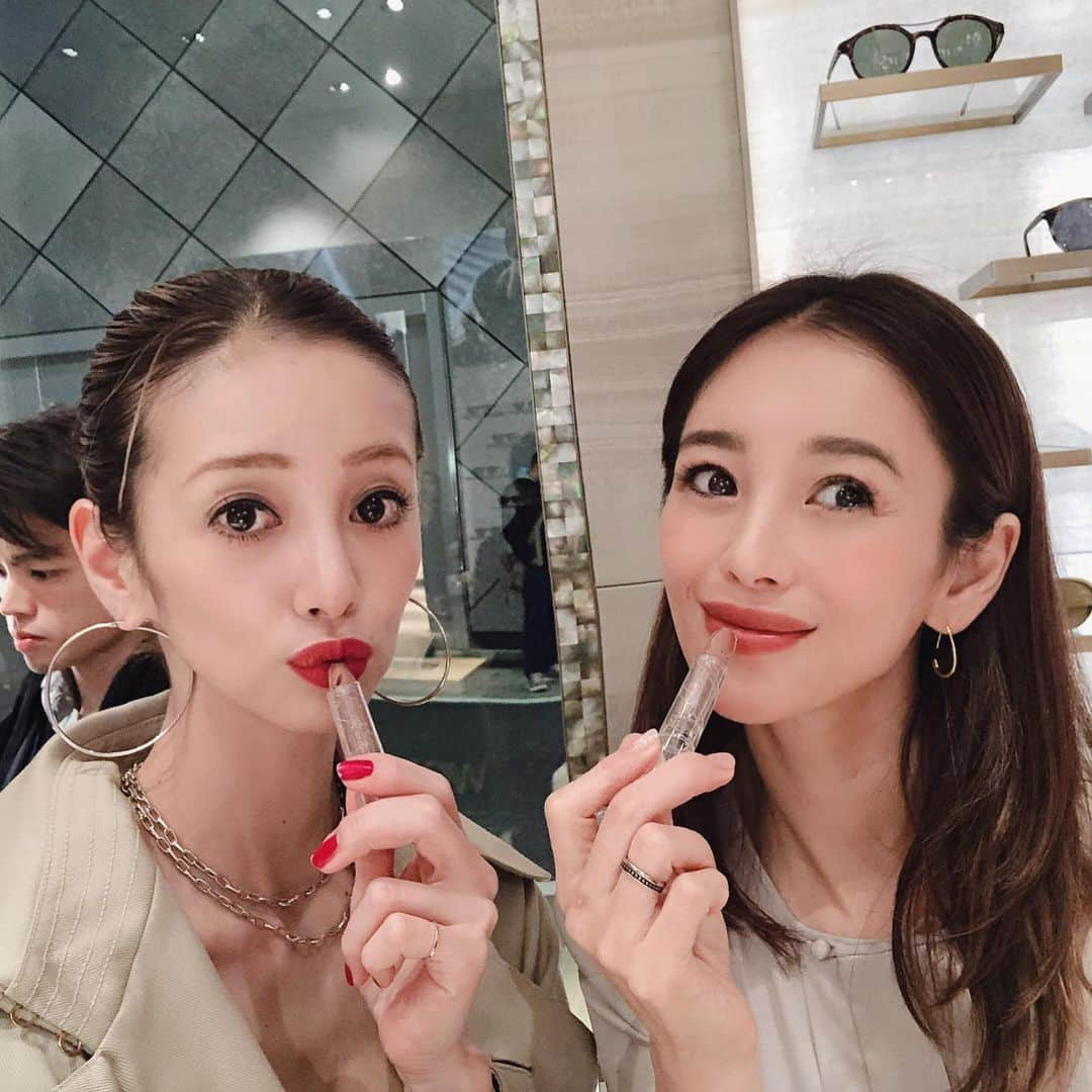 木下ココさんのインスタグラム写真 - (木下ココInstagram)「@maimiokuwa と🥰🥰 普段ちょっと敷居の高かった路面店もゆっくり見れたし楽しかったね♡  リストランテも気になる。 機会を作っていつか行ってみたい。  @ARMANI #GIORGIOARMANI #GALaPrima #fasion #party #木下ココ」11月29日 23時06分 - cocot_chan