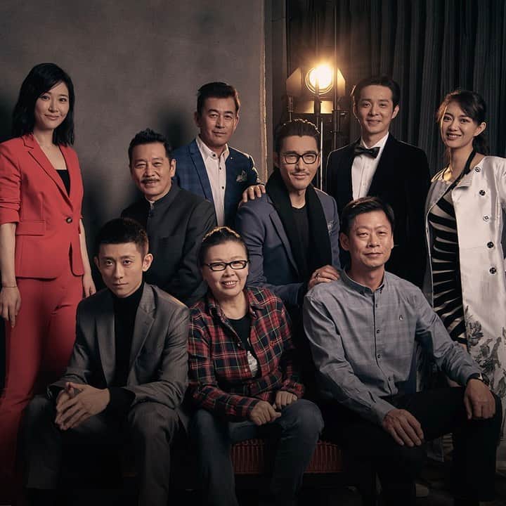 フー・ビンのインスタグラム：「This is actually the first movie I’m in that has been made to the Chinese audience. The hardship each and everyone who has put in the movie truly deserves an award! Thankfully we have four nominations and two awards won this time! I really wish more and more audience could watch this movie and never forget the history, the history of how we have come and where we will be going in the future!  #hubing #goldrenroosterfilmfestival #xiamen #buglefromgutian #movie #nomination #winner #후빙#胡兵 #フービン #胡兵时尚观点 #胡兵全球Go  #fashiontrip #fashion#fashionicon #fashionindustry#gentlemen #chinesegentlemen #actor #chineseactor #chinesemodel#asianactor #style #styleman#menswear #mensstyle」