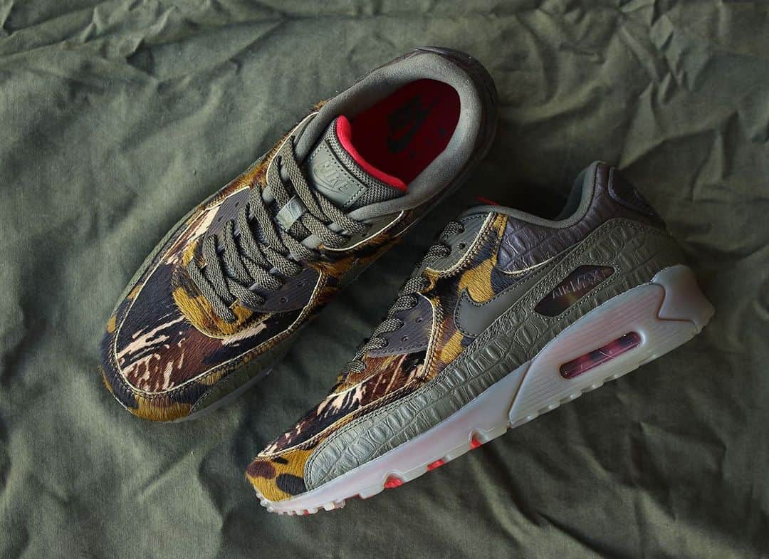 のインスタグラム：「2019 .11 .30 (sat) in store ■NIKE AIR MAX 90 COLOR : CARGO KHAKI SIZE : 26.0cm - 29.0cm PRICE : ¥16,000 (+TAX) ・ #a_and_s #NIKE #NIKEAIRMAX #NIKEAIRMAX90 #NIKESPORTWEAR」
