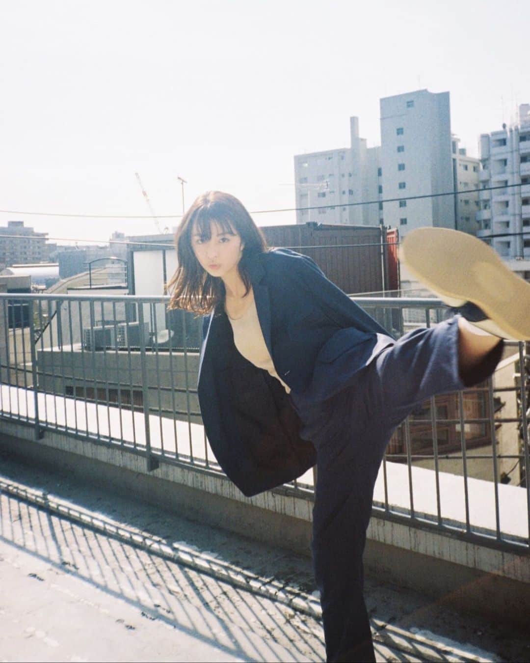 柳ゆり菜さんのインスタグラム写真 - (柳ゆり菜Instagram)「🤸‍♂️ #KiNARI」11月29日 15時31分 - yurinayanagi__