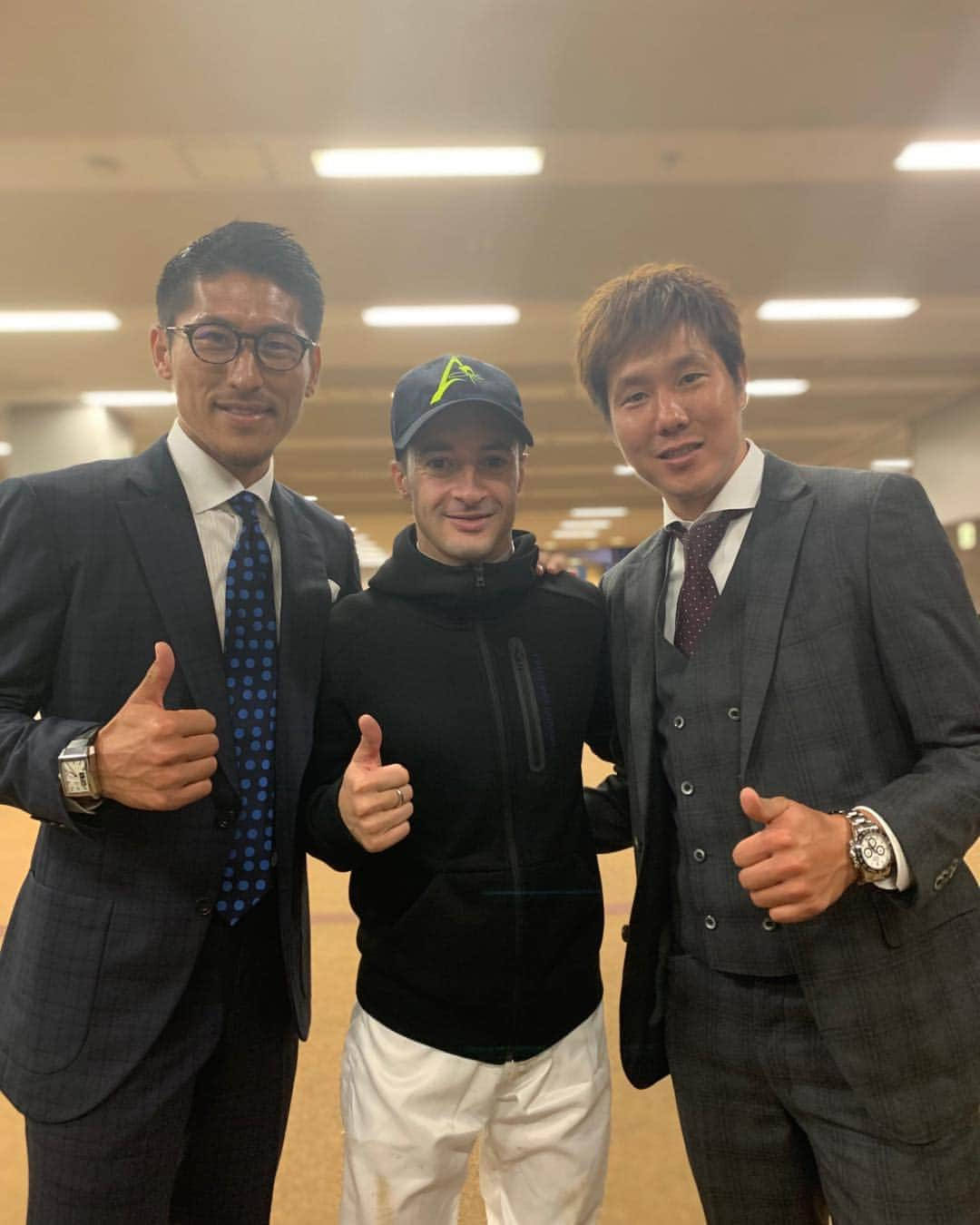 クリストフ・ルメールさんのインスタグラム写真 - (クリストフ・ルメールInstagram)「When soccer meets horse racing #ルメール#tokyofc#daikiniwa#visselkobe#jra」11月29日 16時01分 - christophelemaire_officiel