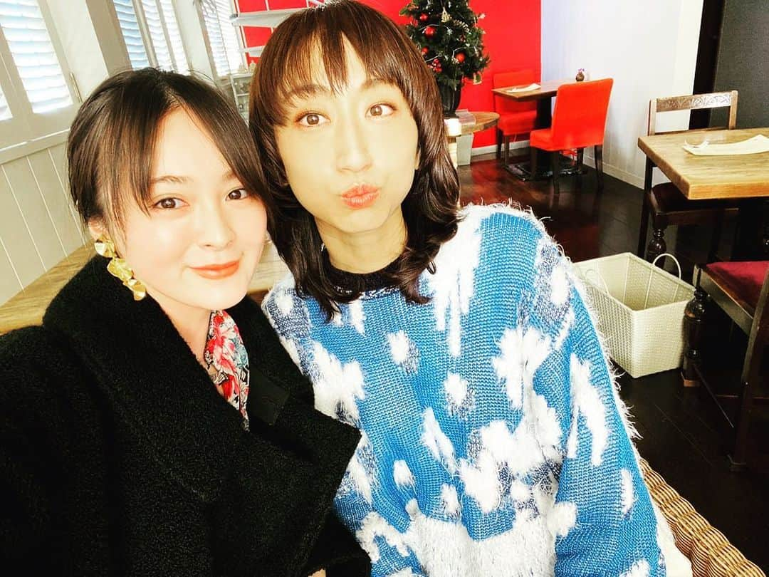 Ms.OOJAさんのインスタグラム写真 - (Ms.OOJAInstagram)「しーちゃんとランチ❤️☺️ @shihori_kanjiya  相変わらずキラキラしててサバサバしてて面白い人や〜😂 とっても楽しい時間でした✨✨ 「星をこえて」聴かないとね😚  #msooja #かんじやしほり #貫地谷しほり  #stories #星をこえて　#ランチ」11月29日 16時24分 - msoojafaith