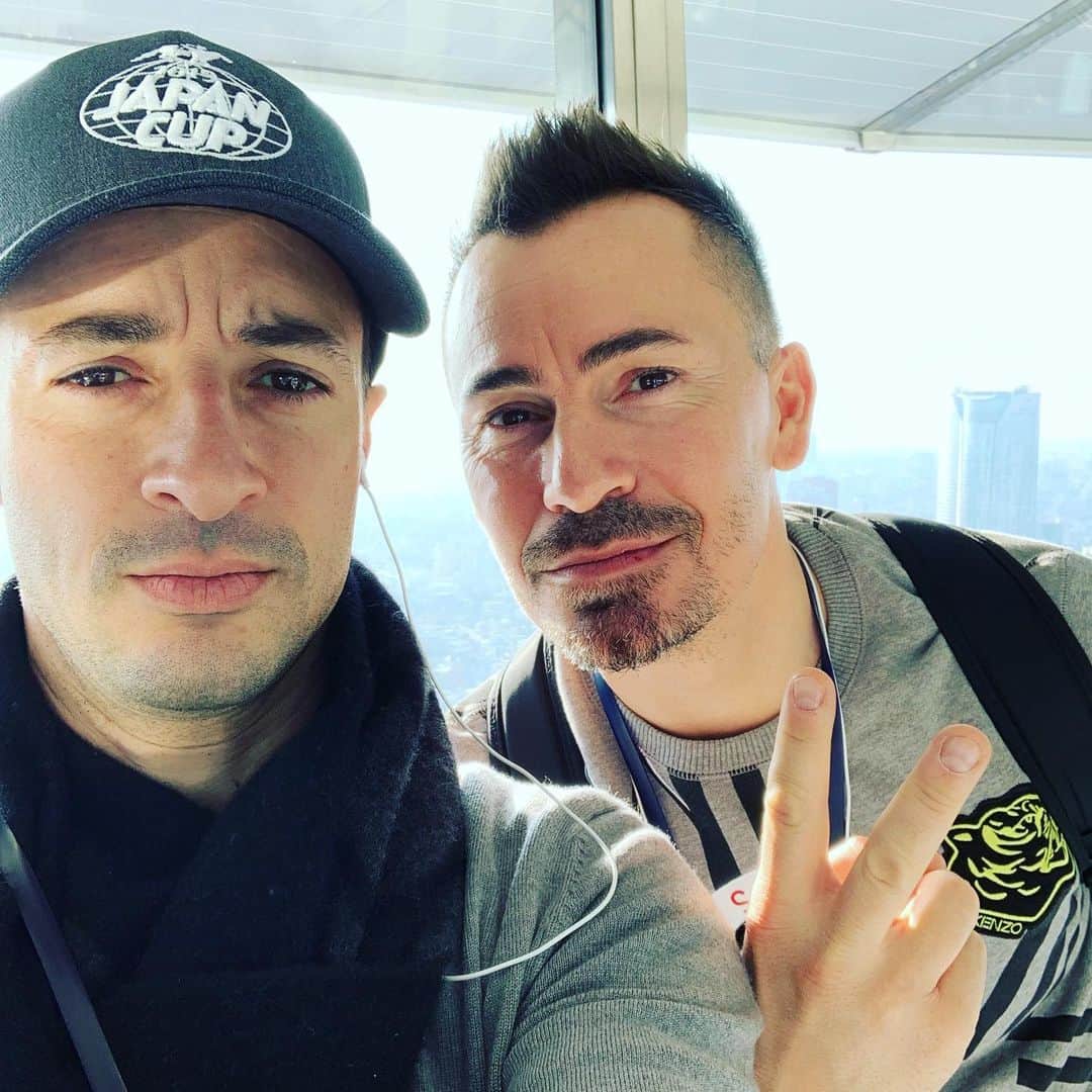 のインスタグラム：「Toujours regarder plus haut ! Always look higher ! #ルメール騎手 #fredspanu#brothers #tokyotower#jra#spanuracing」
