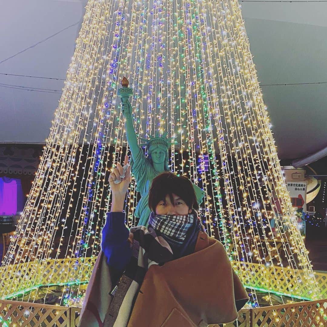 古市憲寿さんのインスタグラム写真 - (古市憲寿Instagram)「#東武ワールドスクウェア にも行ってきたよ。寒かったけど楽しかった。　#日光　#極寒」11月29日 17時52分 - poe1985