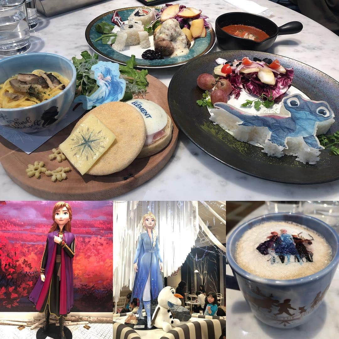 伊藤さとりさんのインスタグラム写真 - (伊藤さとりInstagram)「アナと雪の女王2 OH MY CAFE にて。  メニューのデザイン可愛い💕  #アナと雪の女王2 #アナと雪の女王 #frozen2  #frozen #ohmycafetokyo  #disney #ディズニー  #ディズニープリンセス  #エルサ #アナ  #映画好きな人と繋がりたい  #アニメ好きな人と繋がりたい  #カフェ #原宿カフェ #期間限定  #キャラクターカフェ  #キャラクターグッズ  #映画 #映画鑑賞  #親子 #女子会 #movie  #cinema #シネマ」11月29日 18時06分 - ito_satori