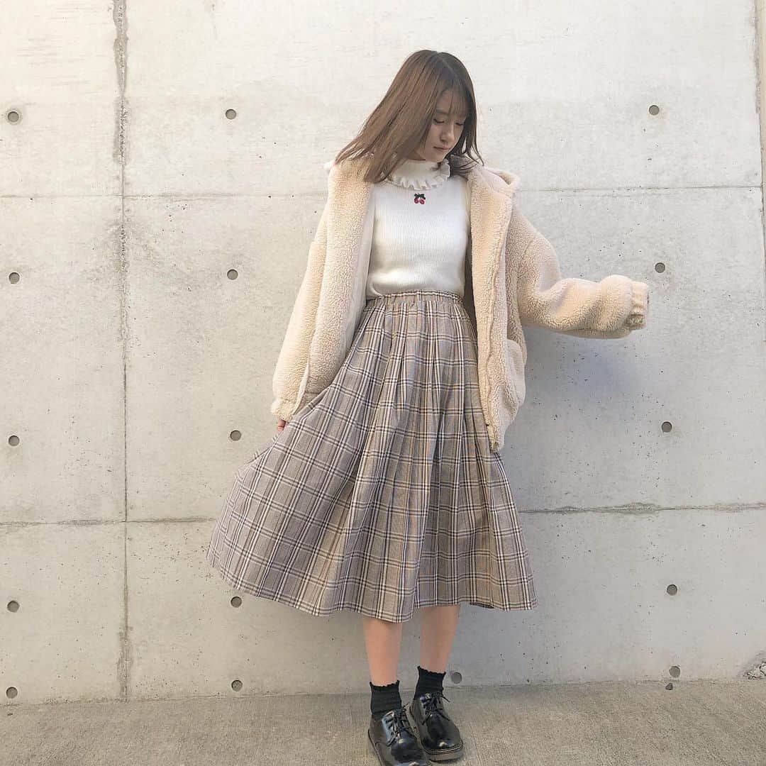 中野愛理さんのインスタグラム写真 - (中野愛理Instagram)「今日の私服。#らぶこーで👗」11月29日 23時35分 - airi_nakano_