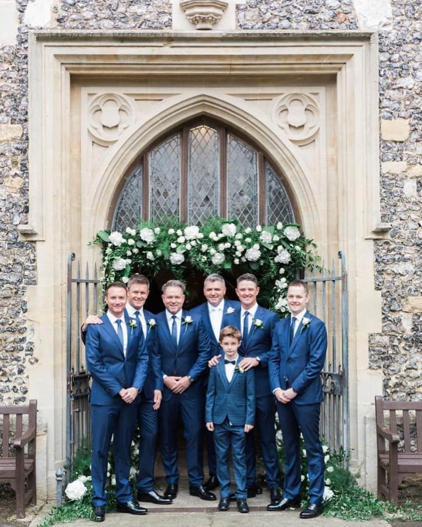 ジャスティン・ローズさんのインスタグラム写真 - (ジャスティン・ローズInstagram)「Squad goals 8 weeks ago! 🤵🏻👰🏼#MaccaWedding @bonobos 👔」11月29日 23時36分 - justinprose99