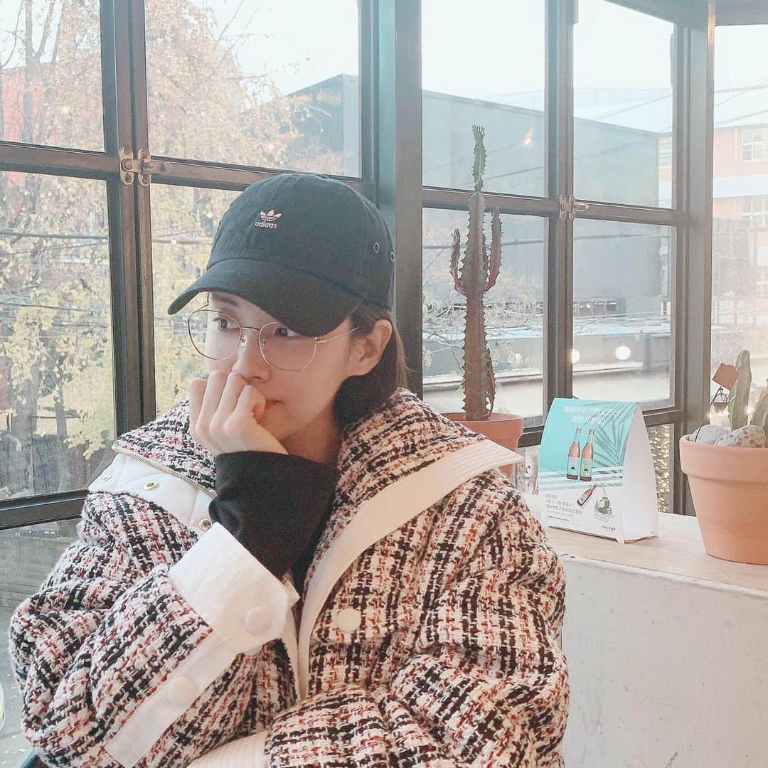 ソヒョンさんのインスタグラム写真 - (ソヒョンInstagram)「잠깐의 여유😚」11月29日 18時35分 - seojuhyun_s