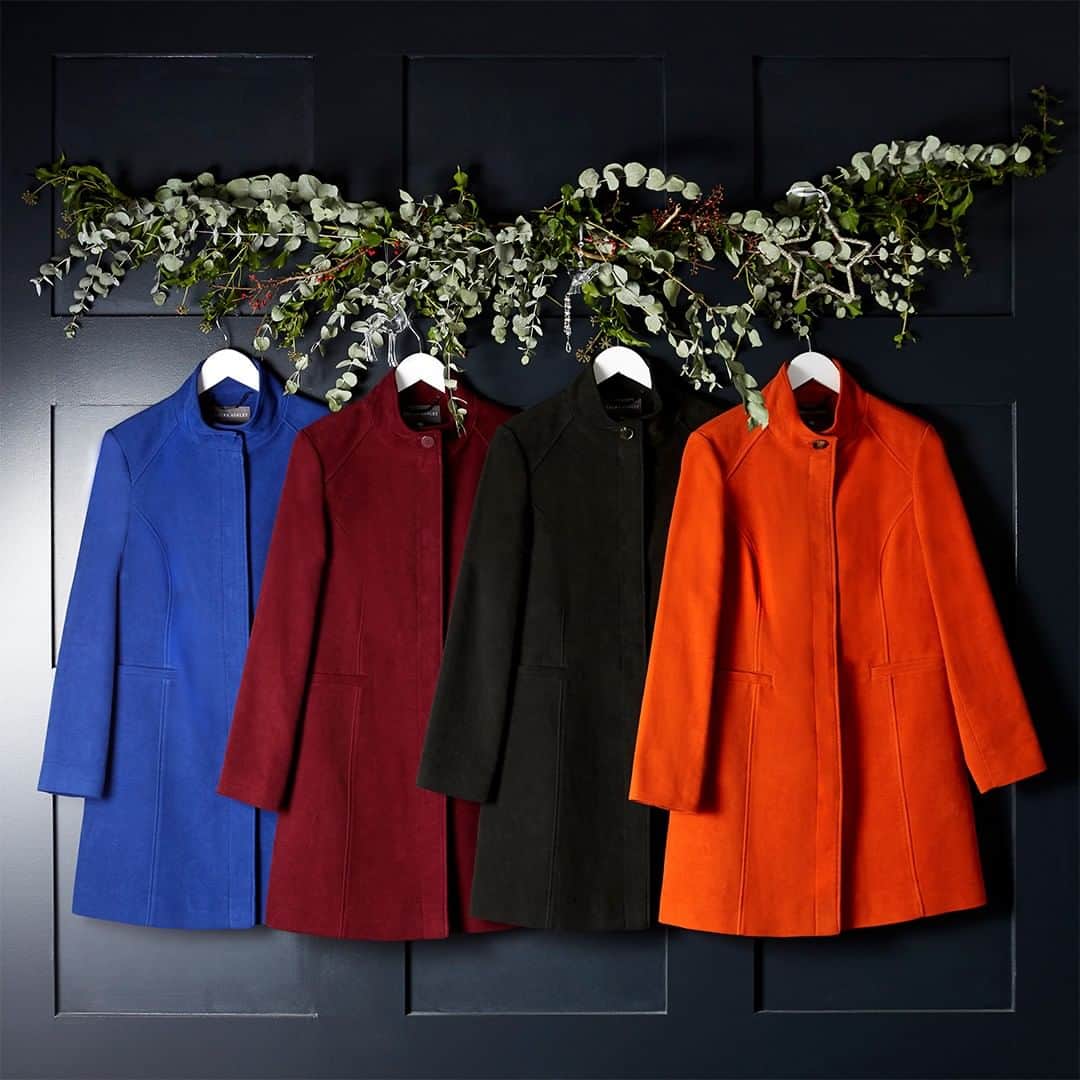 のインスタグラム：「Black Friday just got even better ✨ Get winter wardrobe ready with today’s Star Buys – Our Moleskin Coats are now just £50, down from £110!  Make the most of these incredible prices until Sunday.」