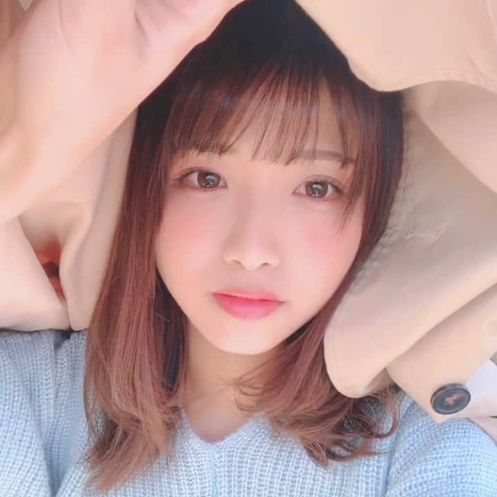 山本ゆうかのインスタグラム：「. 眩しい動画もう一回見たい と言ってくれる方が多かったので ほんちゃん投稿に載せます。 . 最後のシーンで思ってることは 「え？自然光めちゃくちゃ盛れるんだが？？？」 です。 . . .  #portrait #ポートレート #ポートレートモデル #ポートレート撮影 #関西サロンモデル #関西サロモ #撮影モデル #被写体 #ポトレ女子 #フリーモデル #作品撮り #lovers_nippon #wu_japan #何気ない瞬間を残したい #hueart_life  #インフルエンサー #儚くて何処か愛おしい様な  #ポートレートしま専科 #ファインダー越しの私の世界  #ガールズフォト#portraitphotography #photoshoot #写真好きな人と繋がりたい #関西写真部share #東京カメラ部 #河川敷 #自然光」