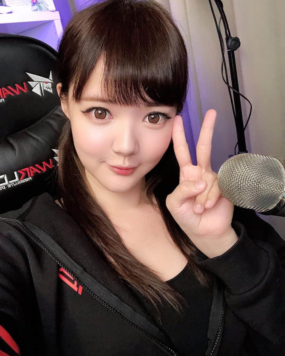 YingTzeさんのインスタグラム写真 - (YingTzeInstagram)「Crazy Legends SEA Edition ! Live stream today  start at 6pm (GMT+8) , lots of In-Game Rewards like Suzuhime Miya , Lifeguard Claude , Lifeguard Fanny , Javelin Champion Moskov and more. ❤️ This is you chance to win permanent skins ya !! _ Come cheer for me ~ see you later at 6pm !! ❤️🙏🏻 Live stream will be at my Facebook Page ! _ #blessed #CrazyLegendsSEAGames #MLBBxSEAGAMES2019 #MobileLegends #FacebookGaming #facebookgamingcreators」11月29日 18時41分 - yingtze