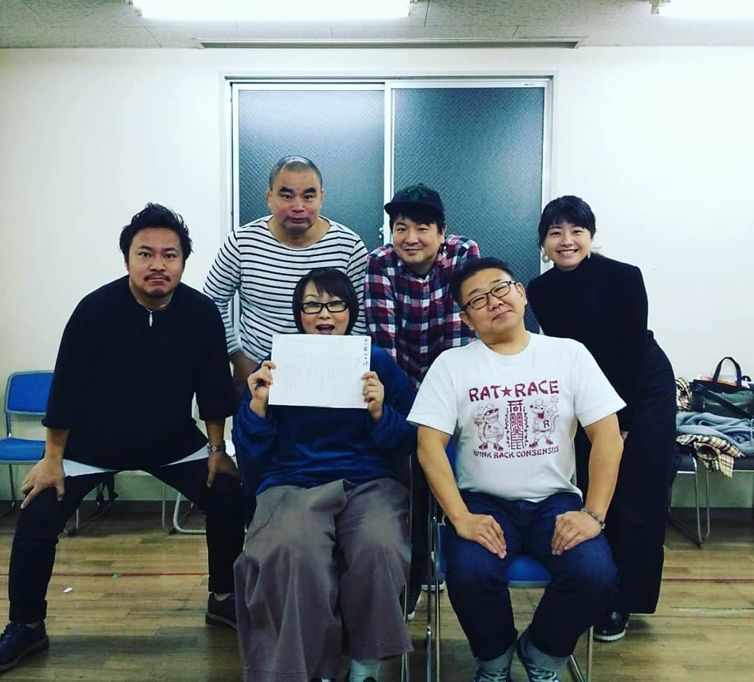 高井俊彦さんのインスタグラム写真 - (高井俊彦Instagram)「【刺激いっぱいもらいました☺️👍】 本日ー。 昼からまたまた常翔学園のスポーツ部１年の子達と新喜劇の授業をやってきました😃✌️ 前よりめちゃめちゃ上がってきてる‼️ 凄い⤴️⤴️⤴️ 刺激をいっぱいもらった後ー。 明日からの奈良健康ランドの稽古へ✨  楽しめそうです😆🎶 #常翔学園 #吉本新喜劇  #奈良健康ランド  #はじめ  #五十嵐サキ  #奥重敦史 #タックルながい #鮫島幸恵 #高井俊彦」11月29日 18時51分 - takai_toshihiko