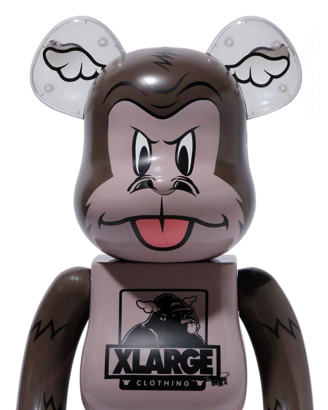 エクストララージさんのインスタグラム写真 - (エクストララージInstagram)「11.30.sat XLARGE×D*Face BE@BRICK 1000% #xlarge #xlargejp #dface #bearbrick #medicomtoy —- XLARGEとのコラボレーションの為に「D*Face @dface_official 」自身が作成したキャラクター「D*Dog」とXLARGEの「OGゴリラ」を融合したキャラクター「CARTOON OG」を、MEDICOMTOYのチームがBE@RBRICK 1000%で表現。日本国内のXLARGE、XLARGE/X-girl全店舗、公式オンラインストア「calif」「ZOZOTOWN」にて、11月30日(土)に発売。」11月29日 20時09分 - xlargejp